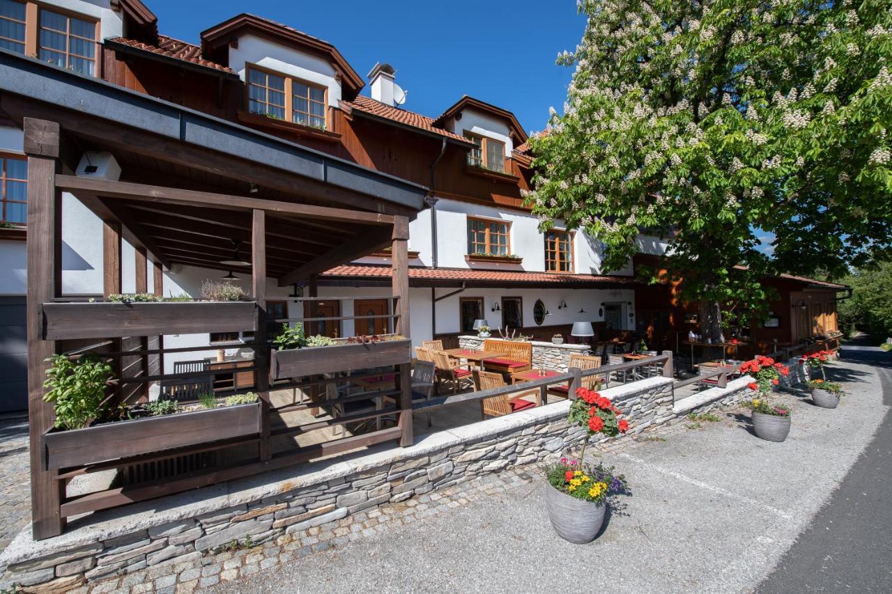 Zum Fally - Landgasthof Kirchberg am Wechsel Ngoại thất bức ảnh